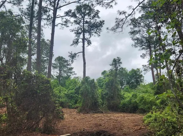 Bankhead Rd, Pensacola, FL 32526