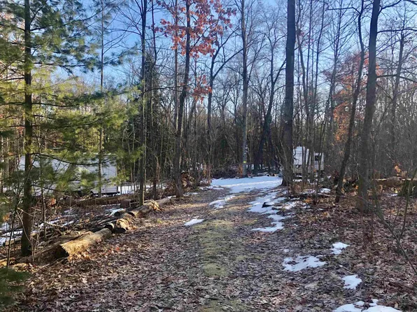 4104 Valley View Rd, Harrison, MI 48625