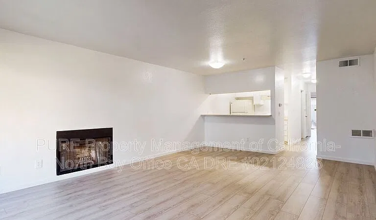 1450 E Cotati Ave #3 — Photo 1