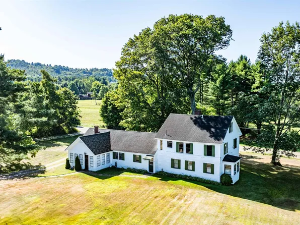 220 Lindsay Road, Derby, VT 05829