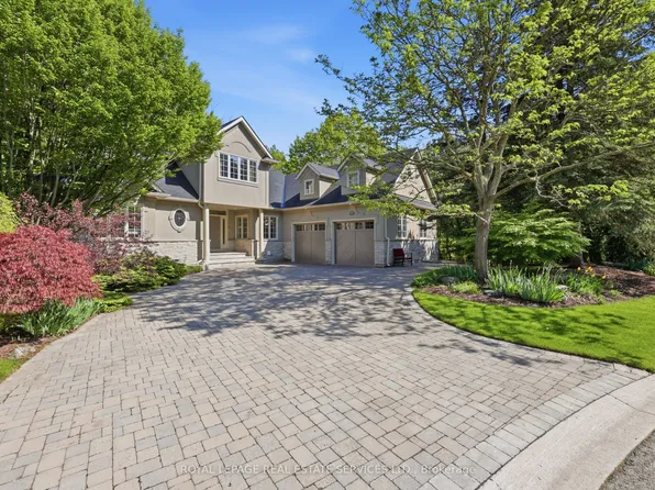 1227 Riverbank Way, Oakville, ON L6H 6X4