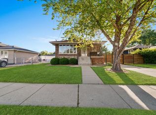 8744 McVicker Ave, Oak Lawn, IL