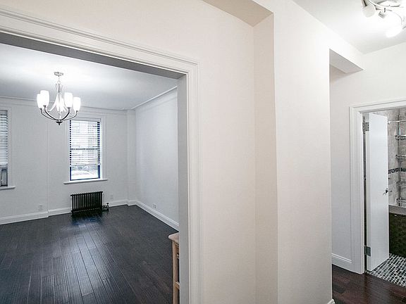 3rd image of 4142 42nd St #H1