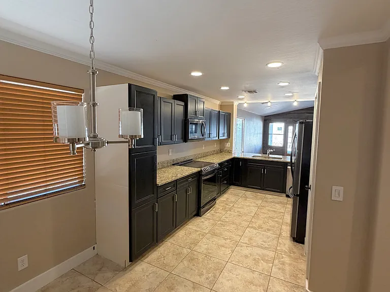 19537 N Sandalwood Dr — Photo 4