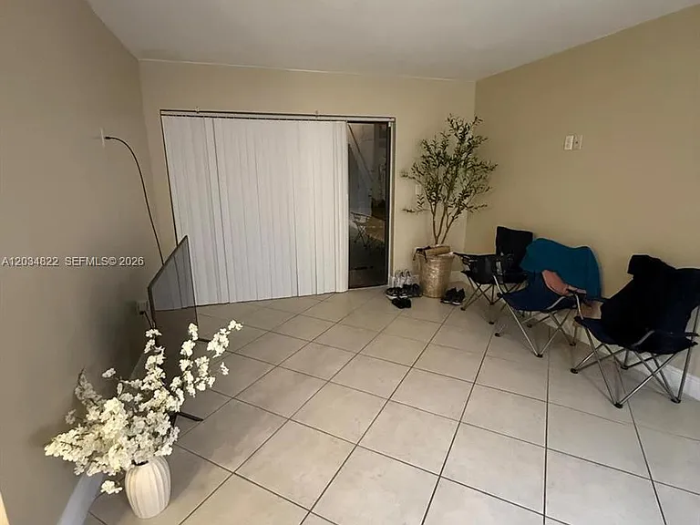 7405 SW 152nd Ave #3-107 — Photo 3