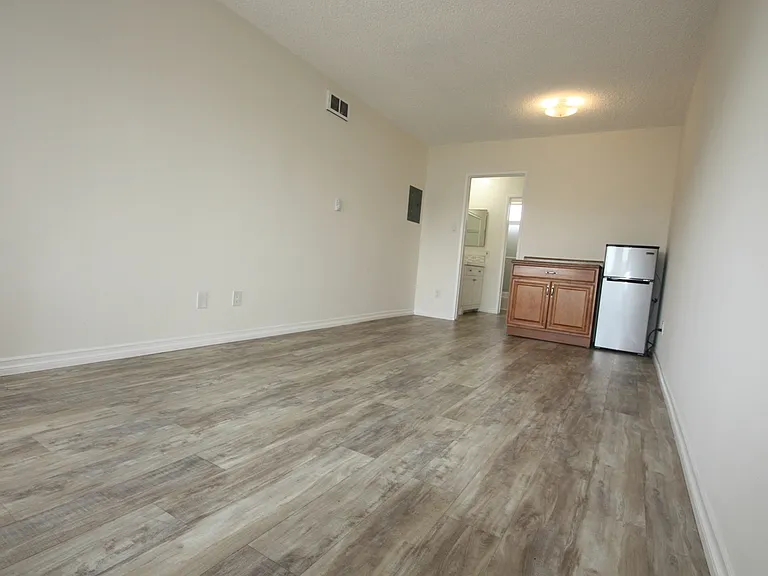 5011 Sawtelle Blvd #6 — Photo 6