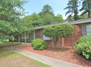 700 Wildwood Rd, Daingerfield, TX 75638