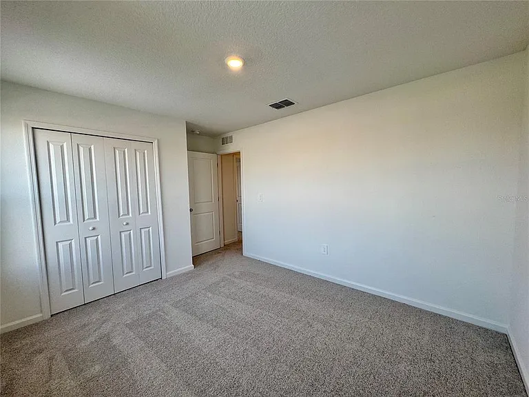405 Kayden Cv — Photo 34