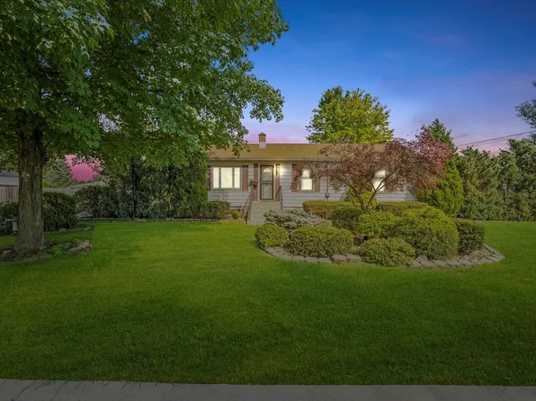 4431 Sunnyside Ave, Brookfield, IL 60513