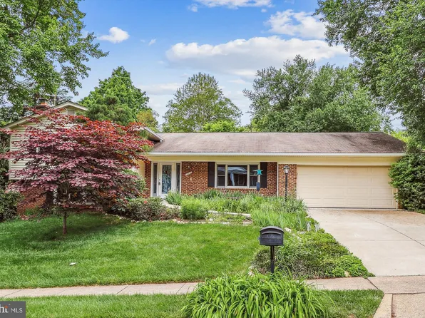 2516 E Meredith Dr, Vienna, VA 22181