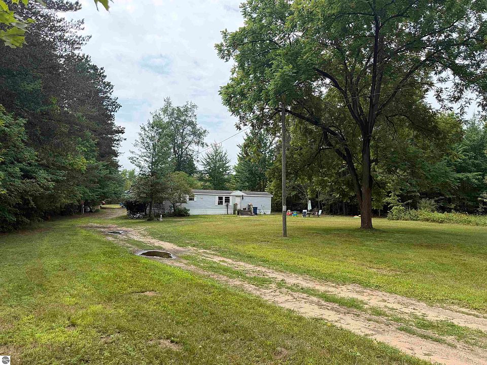 1st image of 23567 Faylor Rd