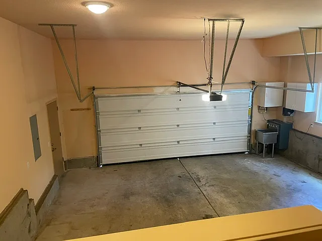 2709 Hallmark Ln — Photo 28
