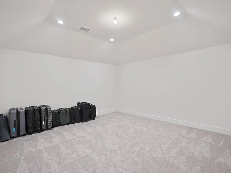 3960 Medio Creek Dr — Photo 23