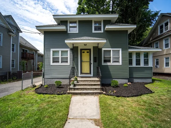 70 Olmsted Dr, Springfield, MA 01108
