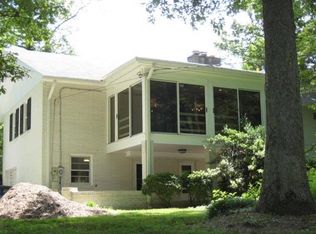 2900 Scherer Dr, North Chesterfield, VA 23235