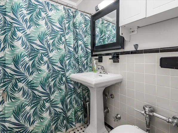 34-20 78th Street image 5 of 19