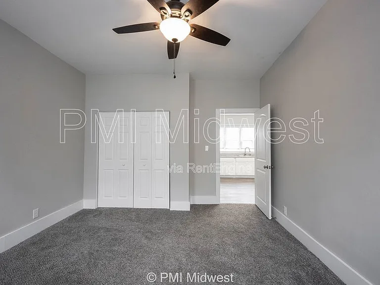 538 W 29th St #B — Photo 38