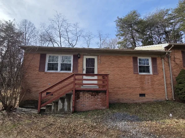 10408 Leavells Rd, Fredericksburg, VA 22407