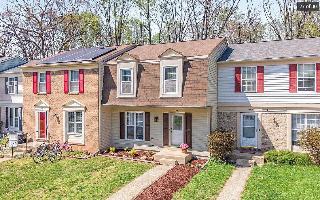 Building Photo - 17641 Longview Ln