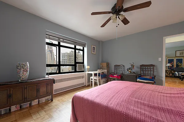 Sold by FirstService Realty (legacy) | media 6