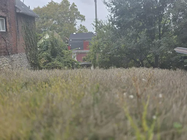 218 Jucunda St, Pittsburgh, PA 15210