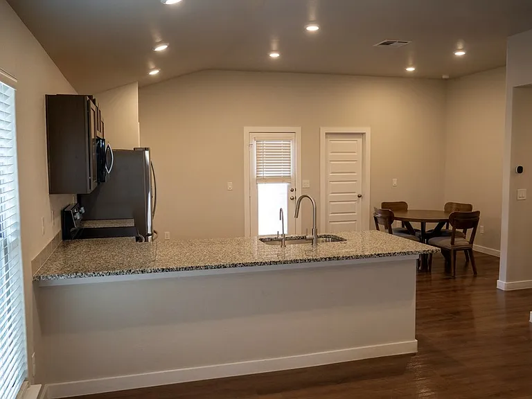 6209 Poppy Dr — Photo 5