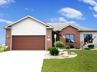 1425 Wescott Dr, Fort Wayne, IN 46818