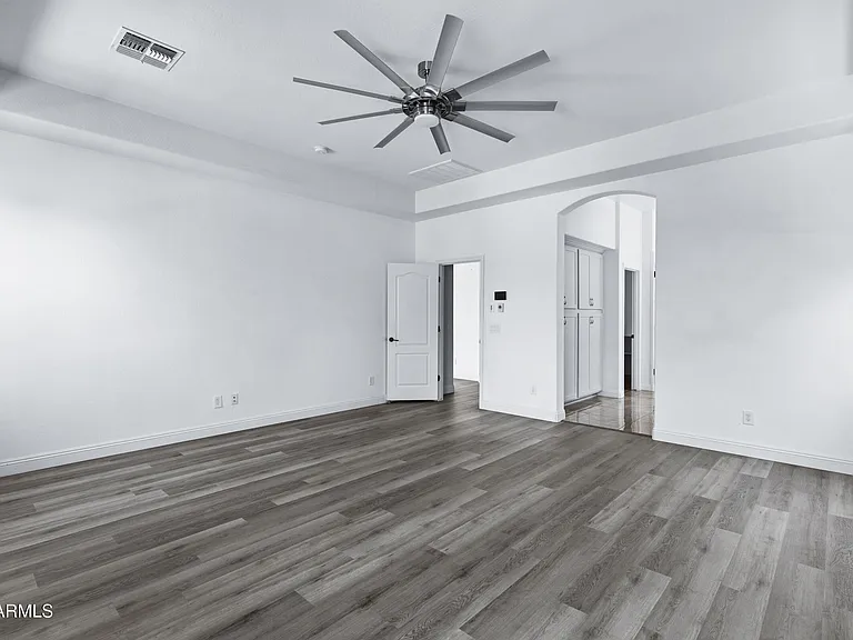 10218 E Bergeron Ave — Photo 30