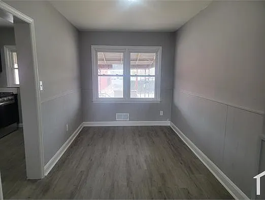 2131 Hawthorne Rd — Photo 7