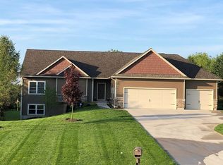 4099 Autumn Ridge Dr, Middleville, MI 49333