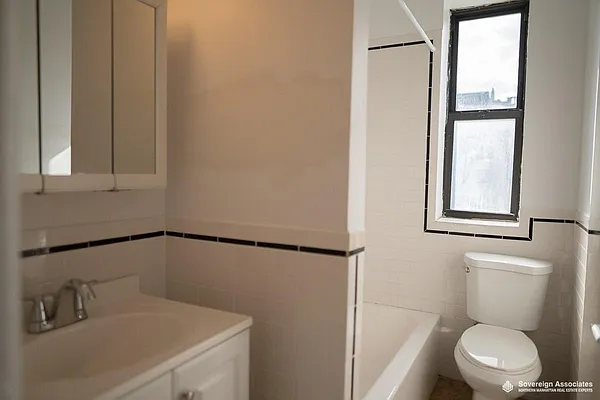 Rented by Sovereign Associates | media 23