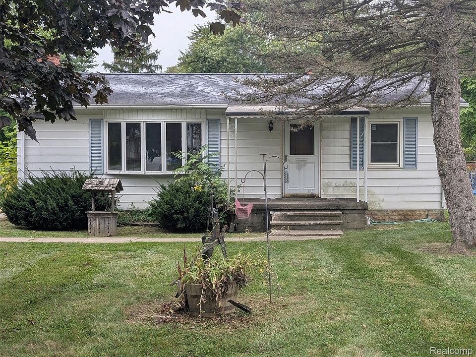 1st image of 1056 Adams Rd