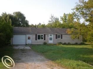 5035 Burma Rd, Smiths Creek, MI 48074