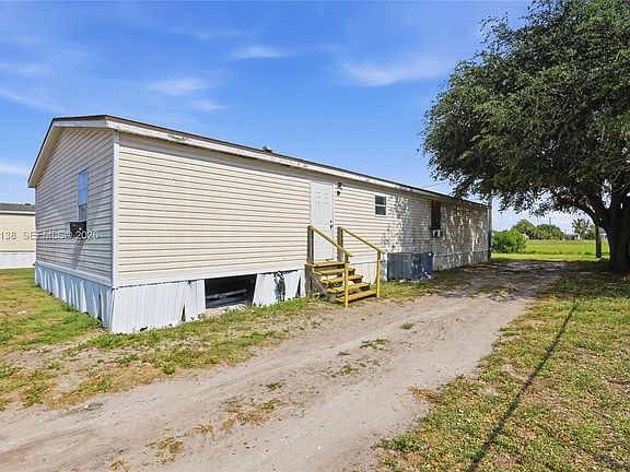 3rd image of 741 Alabama Ave