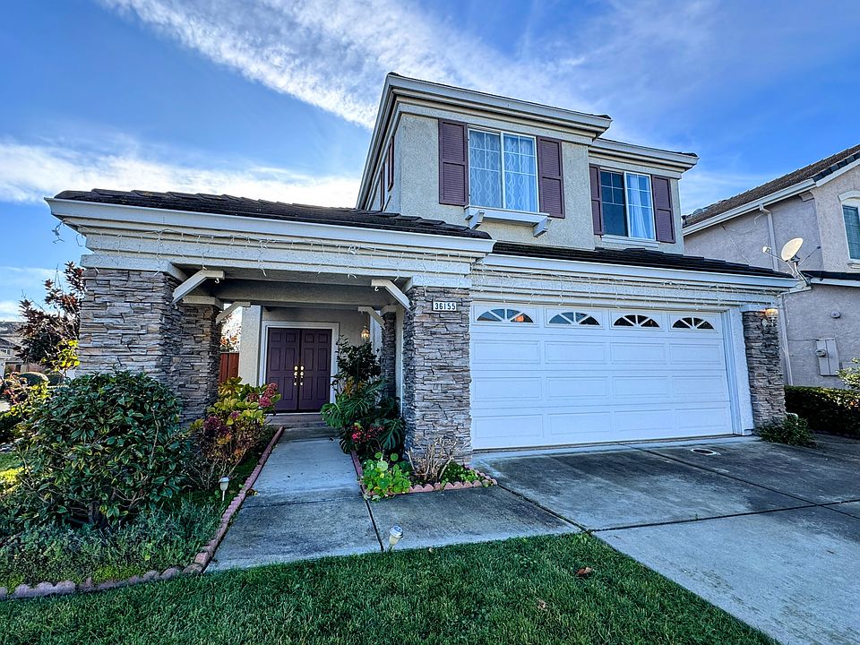 1st image of 36155 Crystal Springs Dr