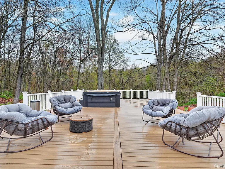 935 Peach Lake Rd — Photo 33