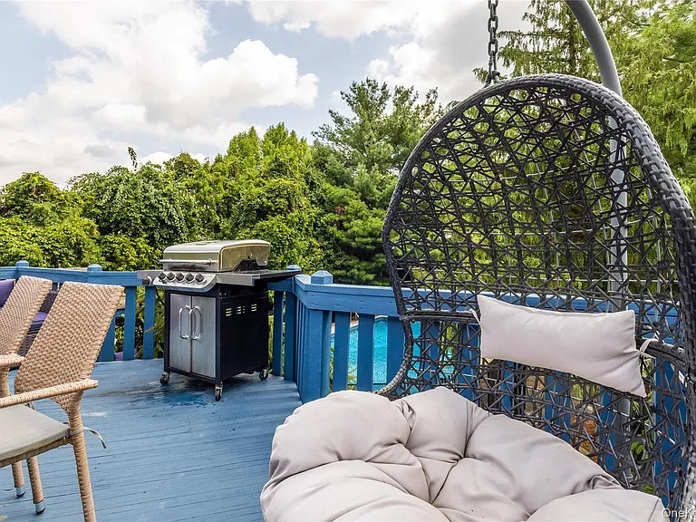 31 Gleason Dr — Photo 27