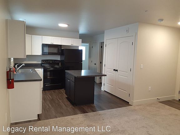 4th image of 310 Ella Ln Building 9-9101