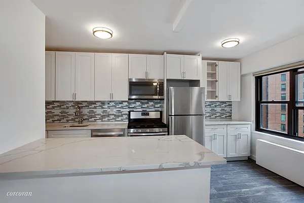 Rented by Corcoran | media 20