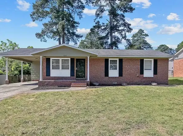 5313 Trampas Ct, Fayetteville, NC 28303
