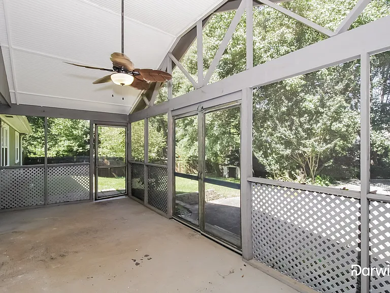 2071 Shadowood Dr — Photo 14