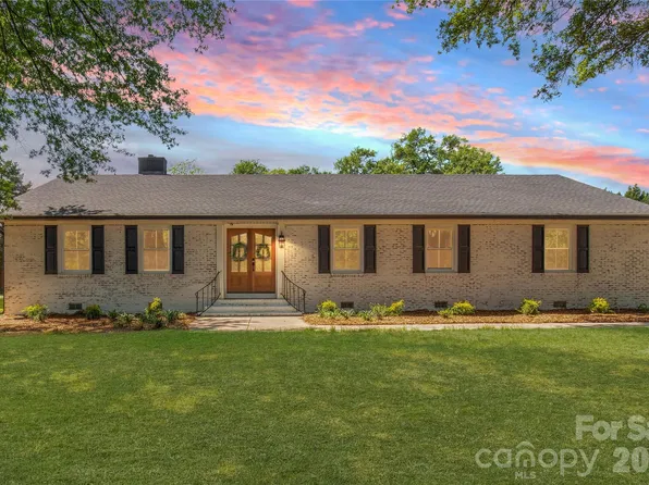 1108 Evans Mill Rd, Pageland, SC 29728