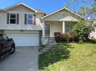 11022 Girard St, Omaha, NE 68142