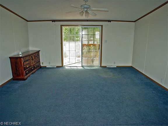 3rd image of 104 Diane St