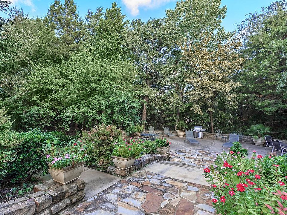 BEAUTIFUL LANDSCAPING