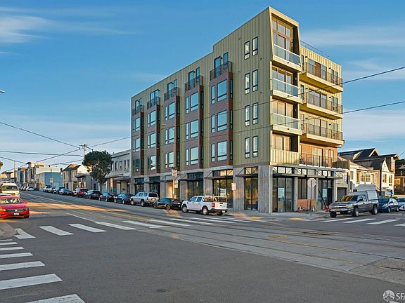 3rd image of 3945 Judah St #401