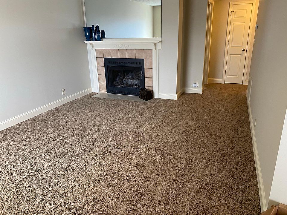 1st image of 1837 Knox St #12