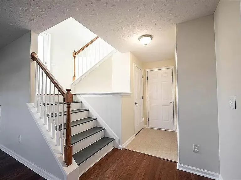 13836 Willesden Cir — Photo 16