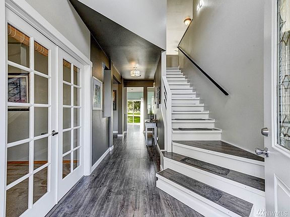 3rd image of 1207 Williams Ct NW