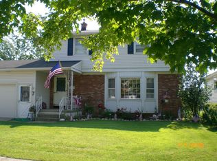 272 Brookside Ter, Tonawanda, NY 14150